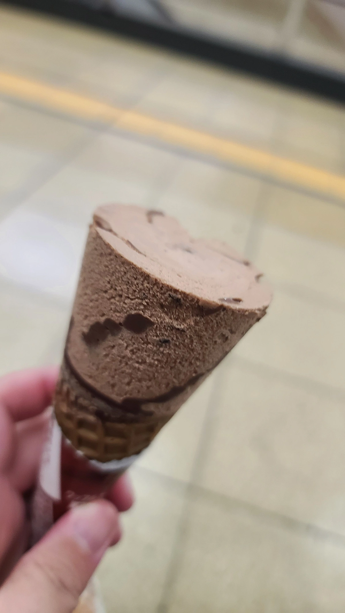 아이스크림 자판기 초코콘 정보 기록