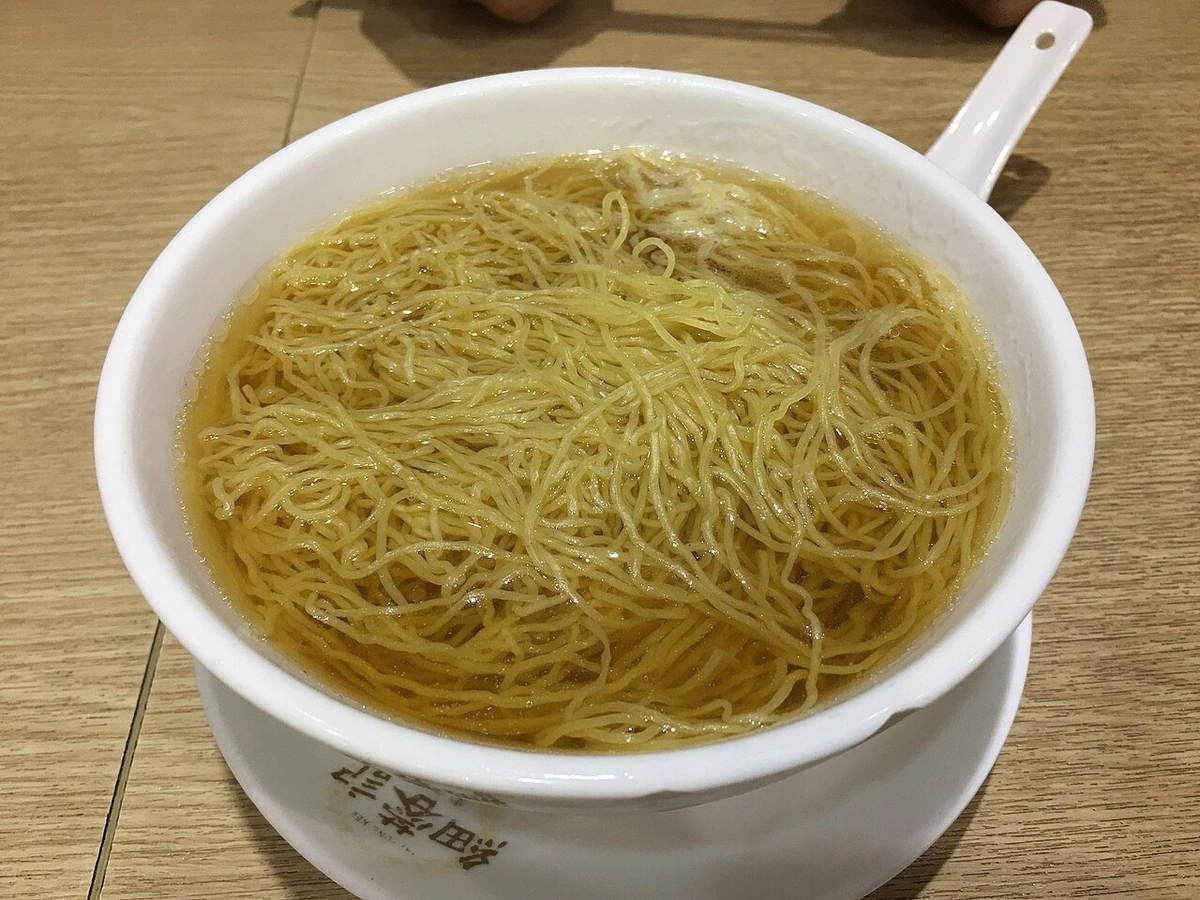 센트럴 노포 완탕면 츠러운 새우완탕의 정석
