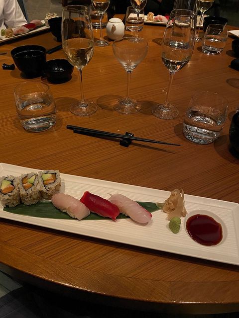 Daejeon Izakaya & Sushi Gathering · Looking for people to have a drink with