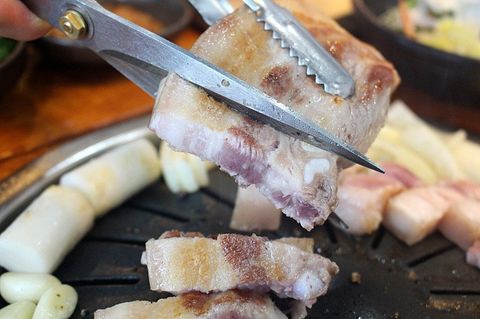 Samui Meat Restaurant Crew · Let's eat pork belly and beef together