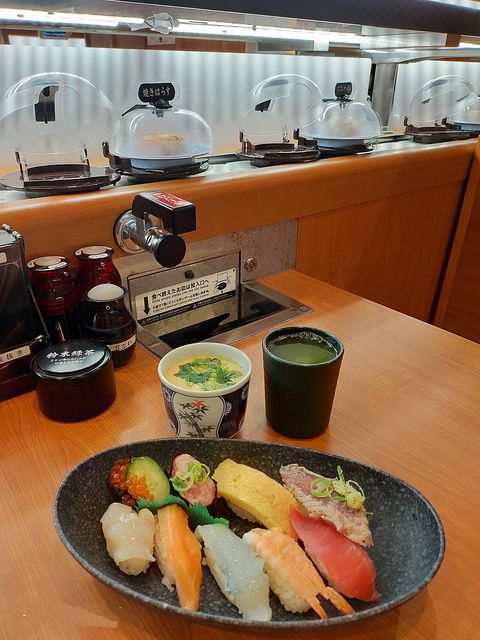 Hiroshima Izakaya & Sushi Gathering · Looking for people to have a drink with