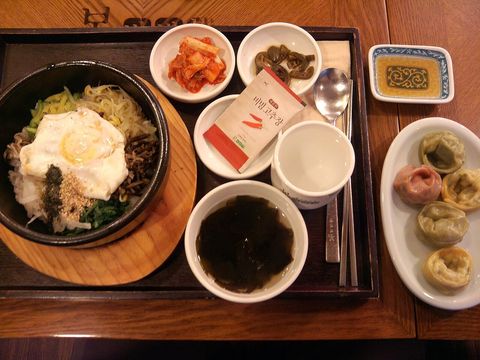 Hanoi Foodie Gathering · Looking for people to eat with to escape solo dining