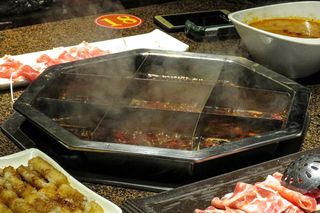 충칭 구궁거 훠궈 마라 본토의 매운맛 도전