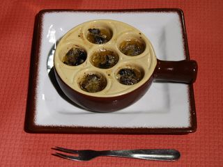 닌빈 맛집 거리 & 시장 총정리 | 어디서 먹을까