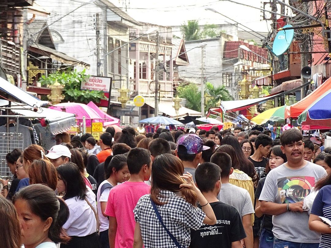 끄라비 워킹스트리트 (Krabi Walking Street)