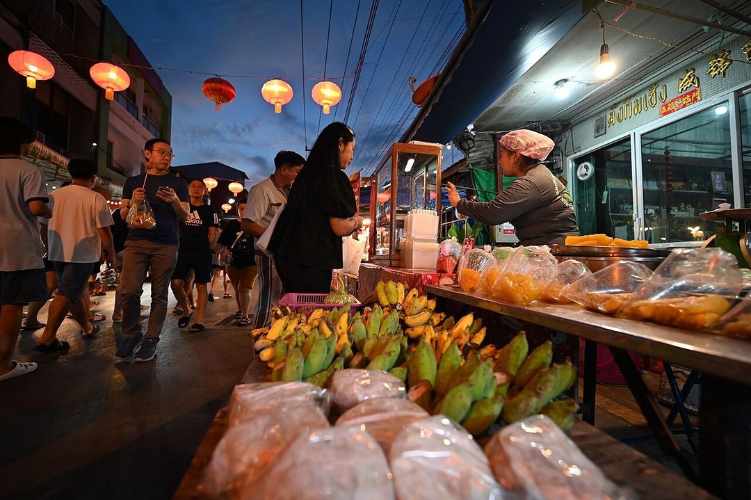 램딘 시장 (Laem Din Market, Chaweng)