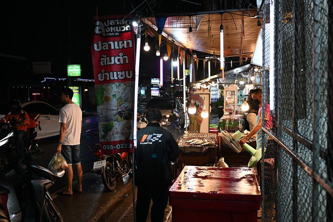 나톤 야시장 (Nathon Night Market)