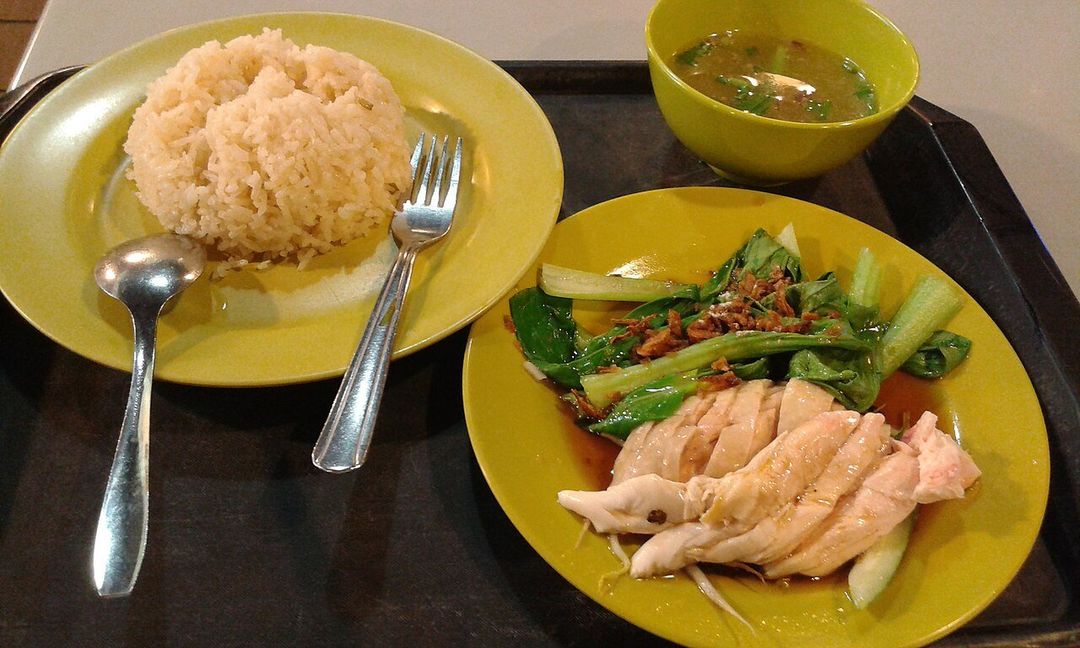 충와 치킨라이스볼 (Kedai Kopi Chung Wah)