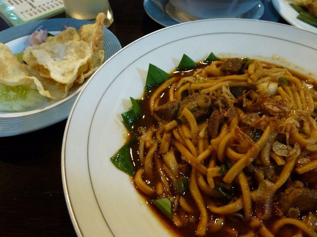 미 아쩨 티티 보브록 (Mie Aceh Titi Bobrok)