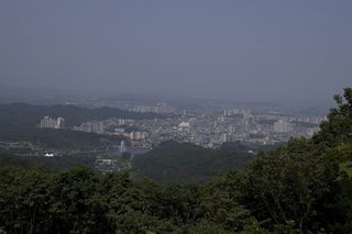 Seolbong Park nearby restaurants
