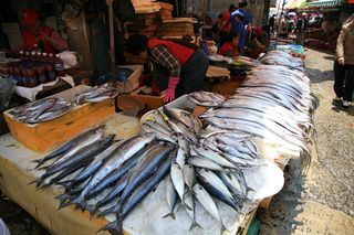 Tongyeong Jungang Market nearby restaurants