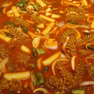 울릉도 맛집 정보 — 오징어 요리, 홍합밥과 따개비 칼국수, 산채 나물 밥상 — 울릉도 근처 맛집