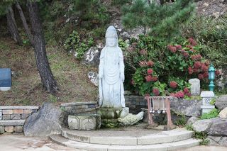 Naksansa nearby restaurants