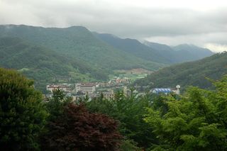Suanbo Hot Springs nearby restaurants
