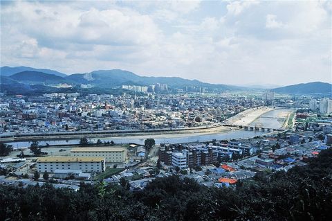 Dongducheon Jungang Market Sundaeguk Town