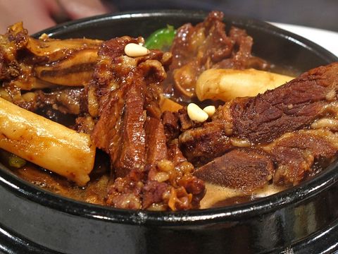Jjim galbi (steamed spicy ribs)