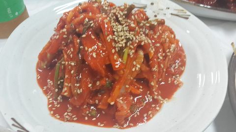 Seodae hoe muchim (sole salad)