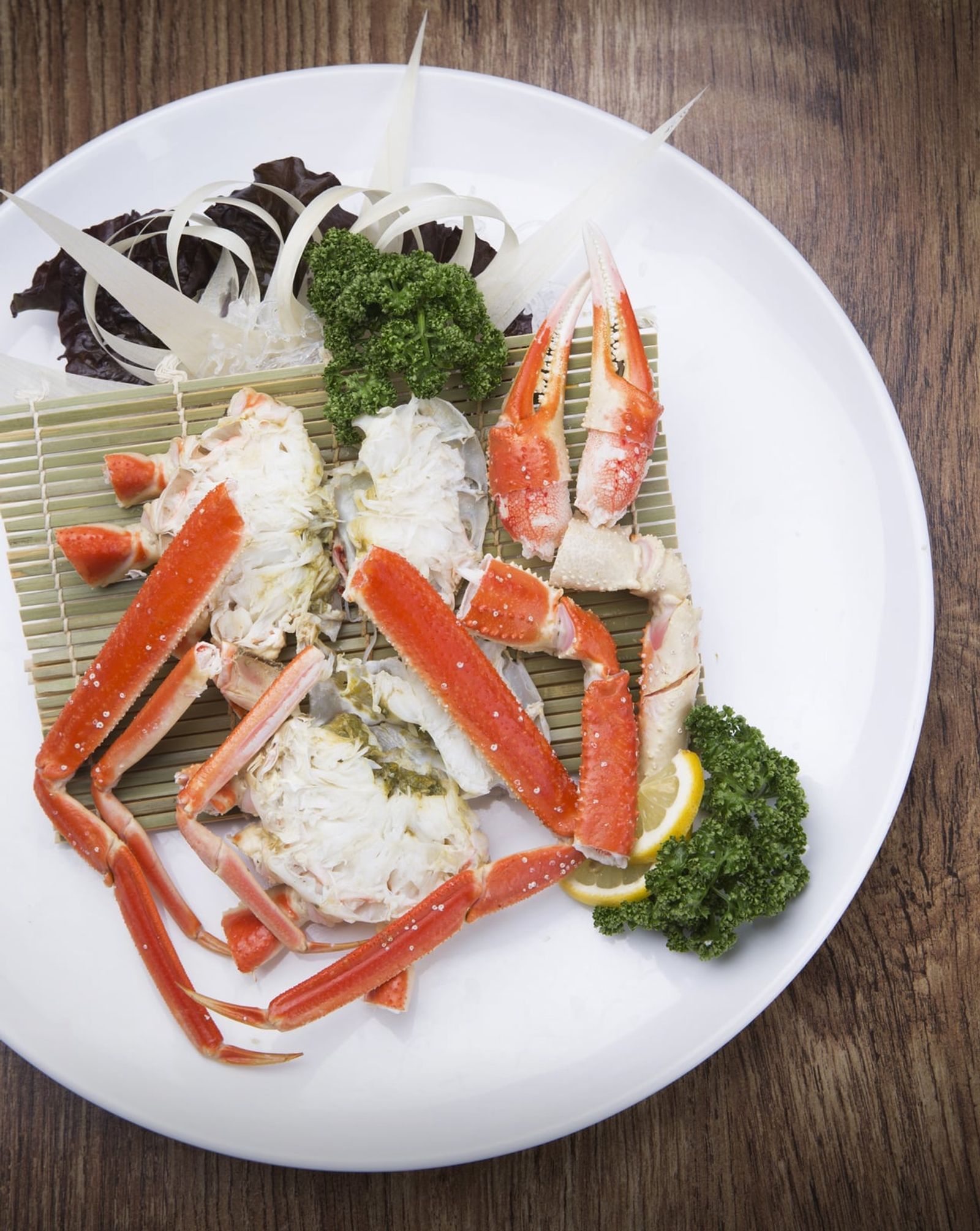 Steamed snow crab · Photo: leejungdong / CC0 (Wikimedia Commons)