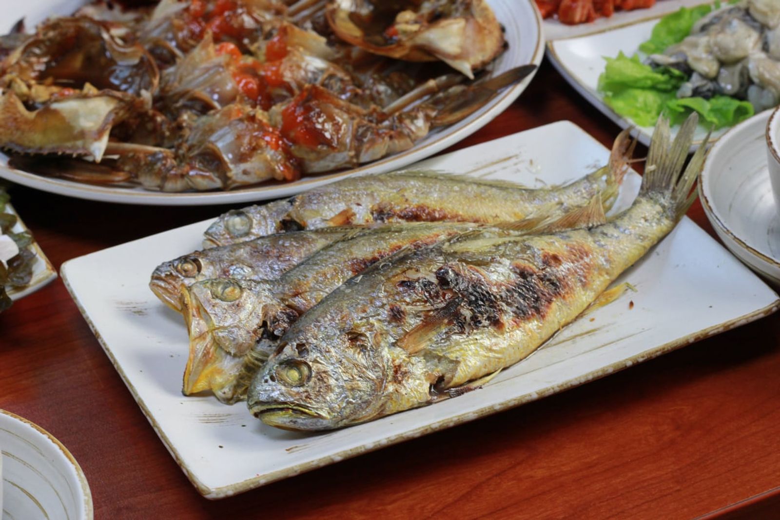 Grilled gulbi · Photo: SOSEONHONG / CC0 (Wikimedia Commons)